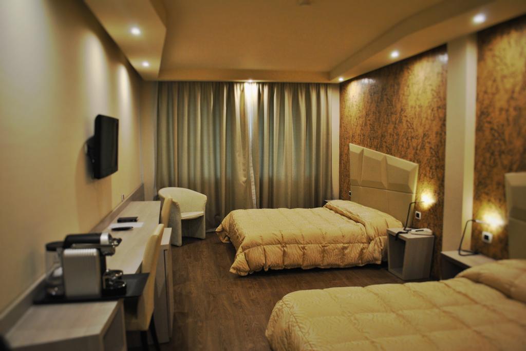 Hostellerie Du Cheval Blanc Aosta Zewnętrze zdjęcie