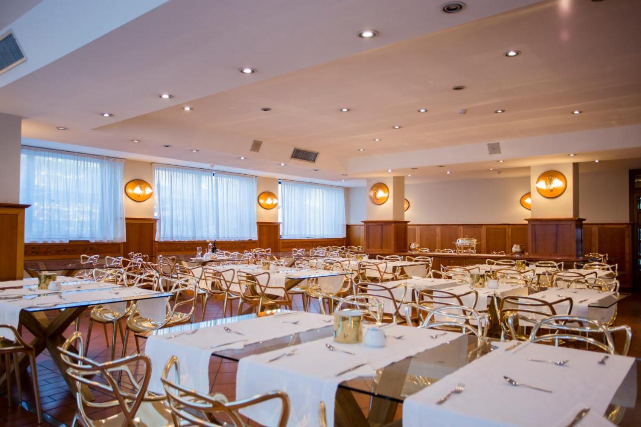 Hostellerie Du Cheval Blanc Aosta Zewnętrze zdjęcie
