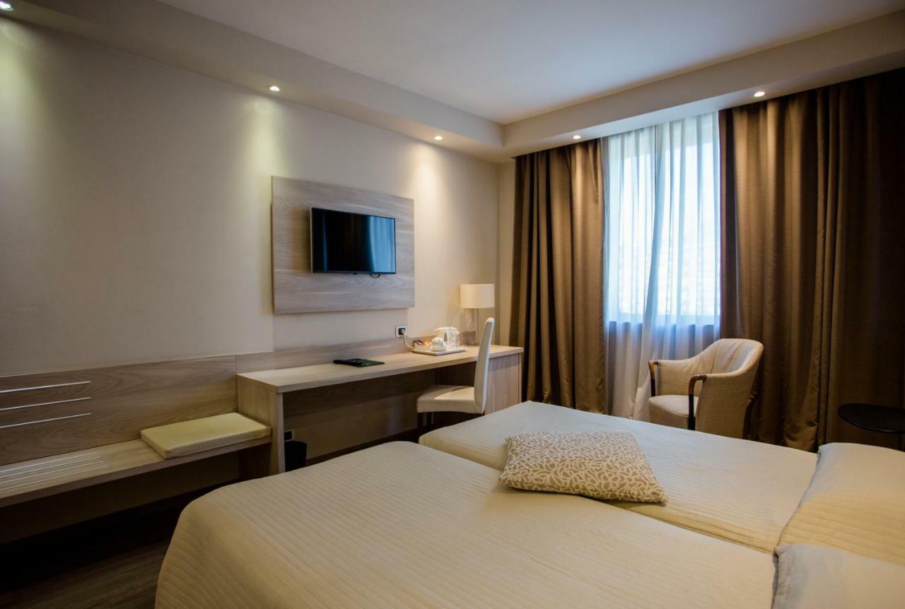 Hostellerie Du Cheval Blanc Aosta Zewnętrze zdjęcie