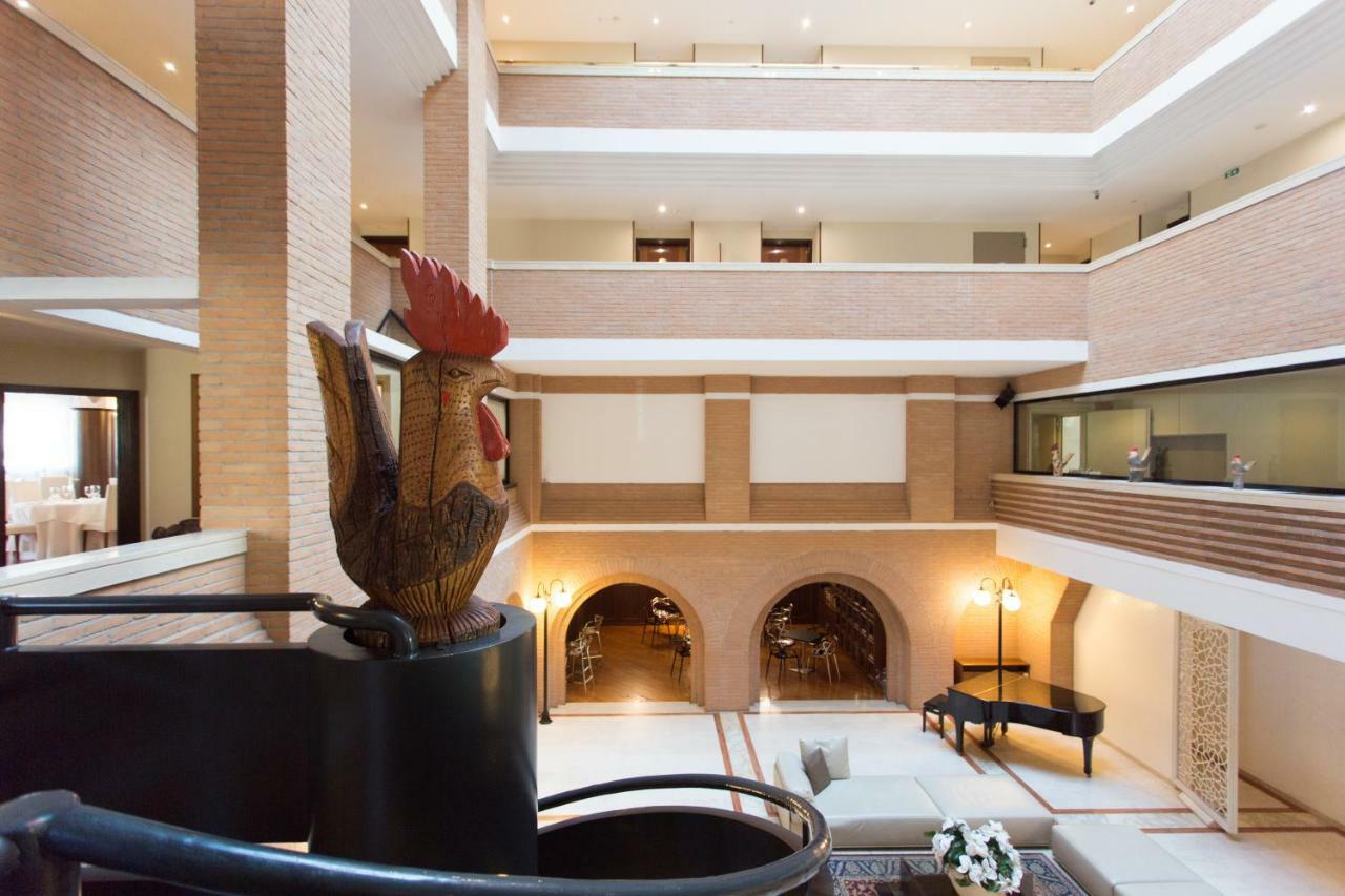 Hostellerie Du Cheval Blanc Aosta Zewnętrze zdjęcie